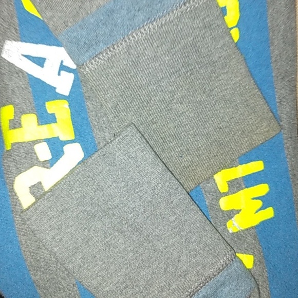 ☆GUC☆Rare AMERICAN EAGLE OUTFITTERS Jrs Thick/Warm Sweatshirt☆Small☆2011 Manf. - Picture 9 of 9